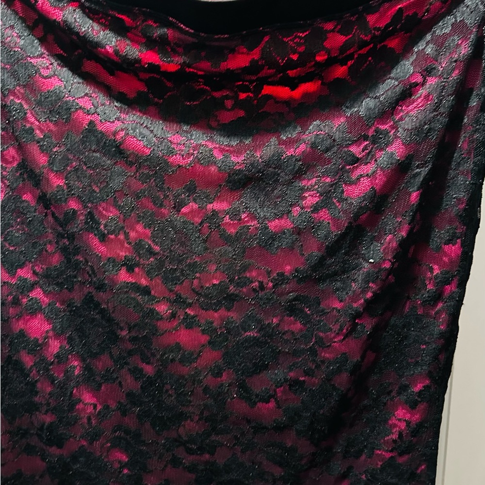Beautiful Black & fuschia midi Nicole Miller skirt size XL